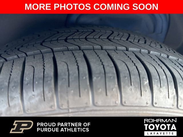 Used 2012 Dodge Avenger SXT w/ Sun/Sound Group FWD image 8