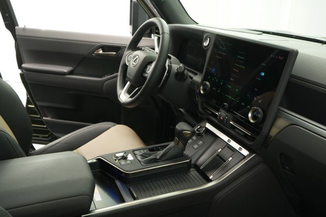 Used 2026 Lexus GX 550 Overtrail+ image 59