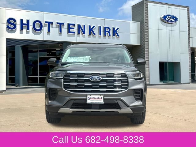 New 2026 Ford Explorer Active RWD image 2