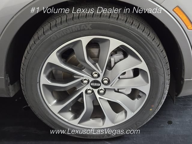 Used 2023 Lincoln Nautilus Reserve FWD image 9