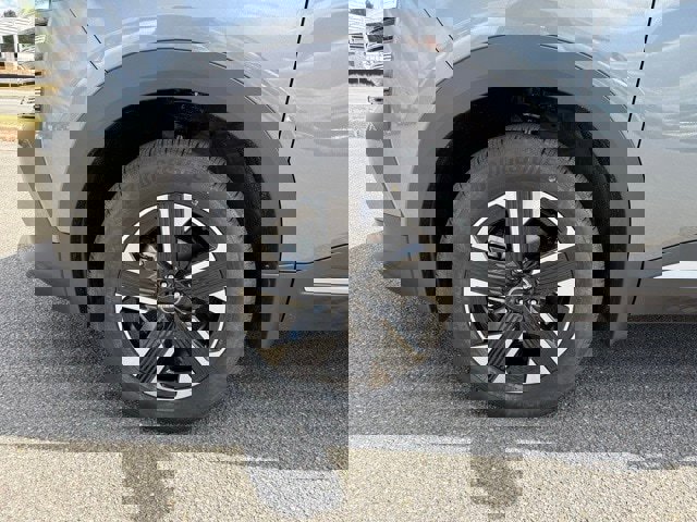 New 2025 Nissan Kicks SV w/ SV Premium Package image 9