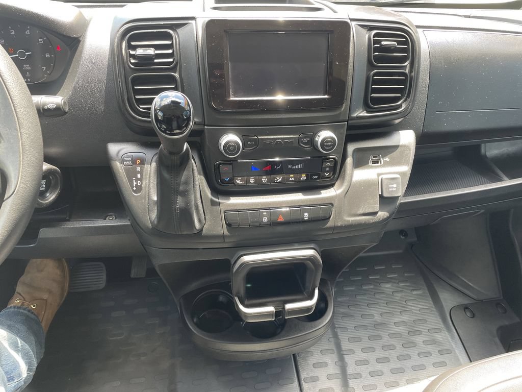 Used 2025 RAM ProMaster 2500 w/ Convenience Group FWD image 18