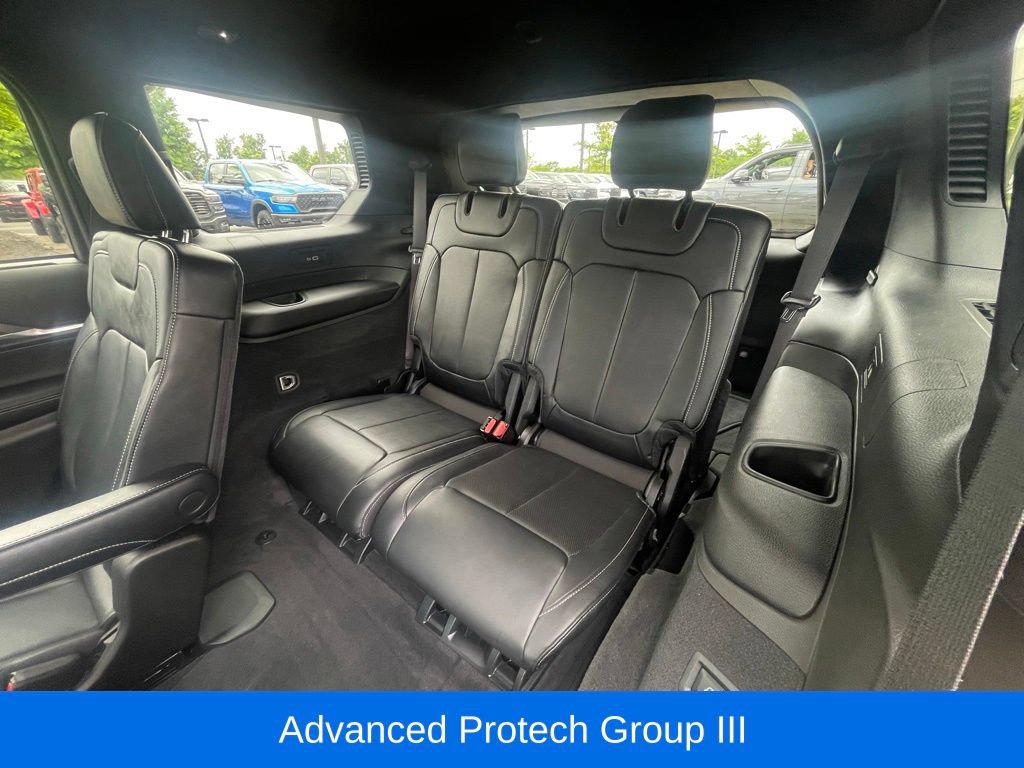 Certified 2025 Jeep Grand Cherokee L Overland w/ Advanced Protech Group III AWD/4WD image 17