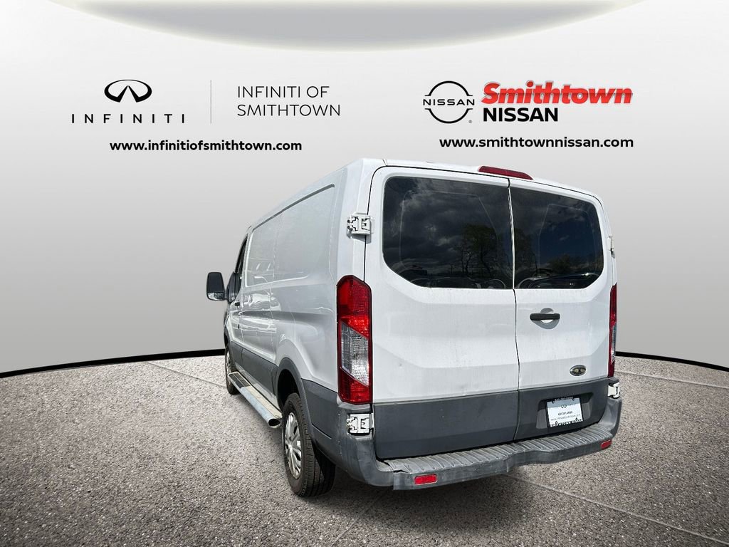 Used 2015 Ford Transit 250 130 Low Roof w/ Exterior Upgrade Package image 6