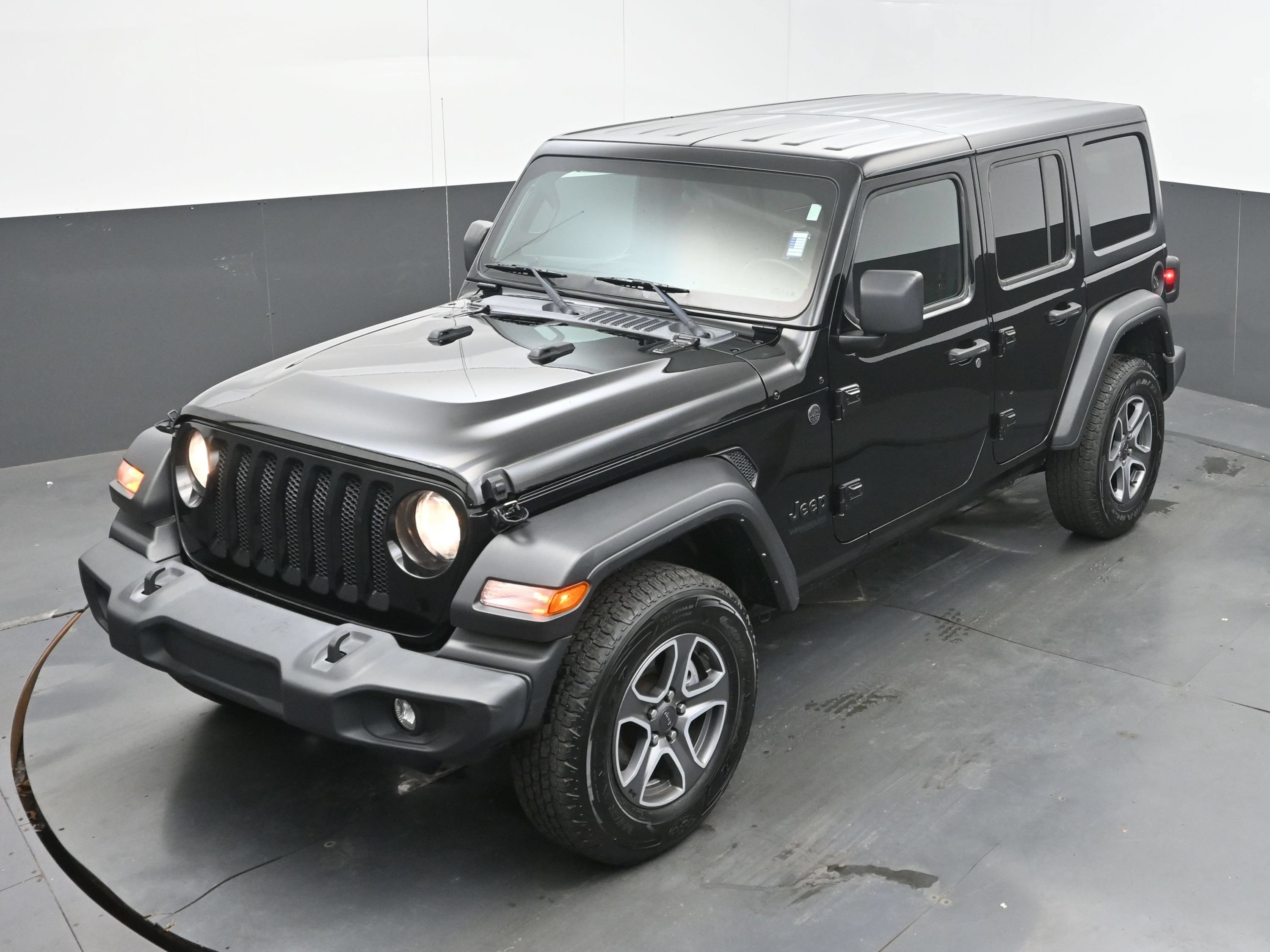 Used 2022 Jeep Wrangler Unlimited Sport AWD/4WD image 33