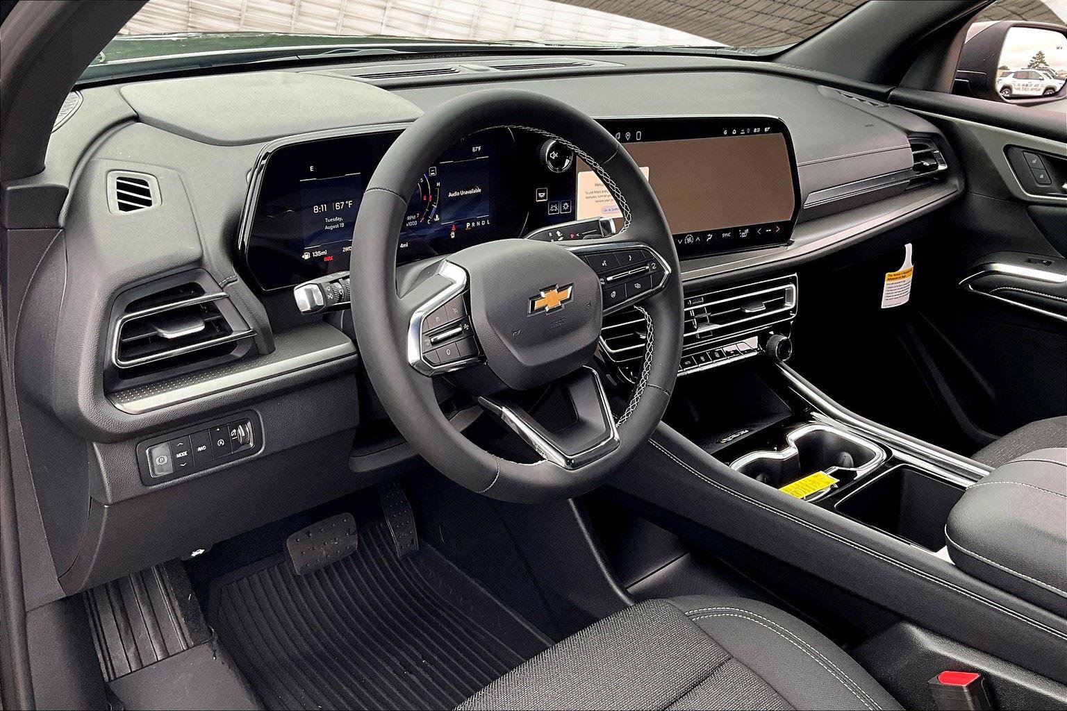 New 2026 Chevrolet Traverse LT w/ Driver Confidence Package image 7