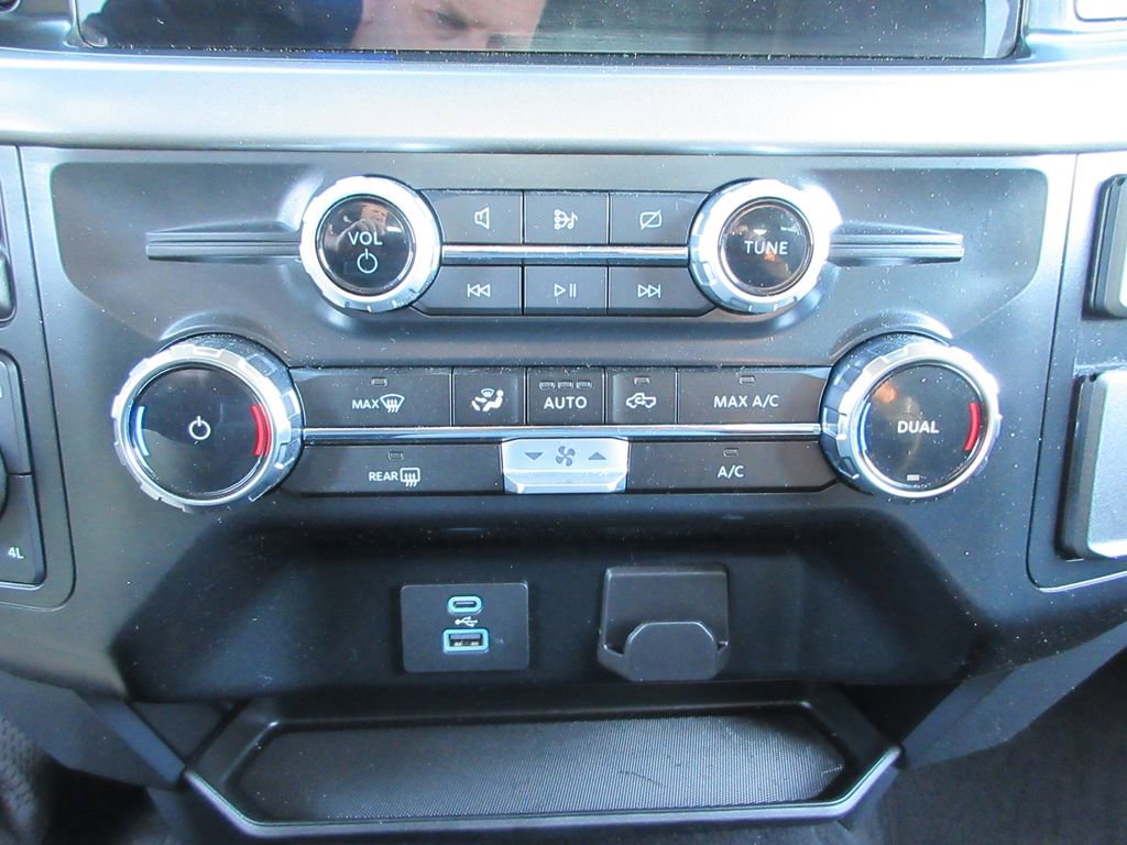 Used 2024 Ford F150 XLT AWD/4WD image 32