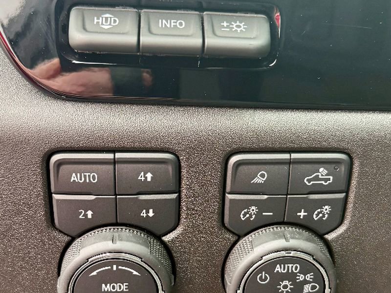 Used 2024 Chevrolet Silverado 1500 High Country w/ Technology Package image 25