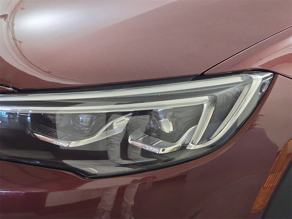 Used 2018 Buick Regal Essence w/ Driver Confidence Package #1 image 34