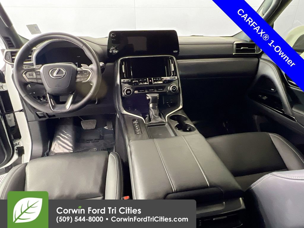 Used 2025 Lexus LX 600 4WD w/ Interior Upgrade Package image 7