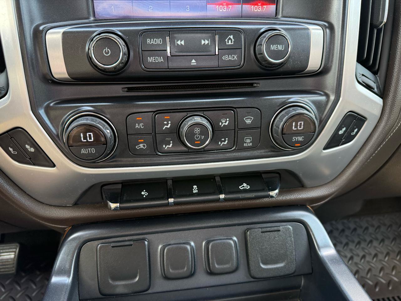 Used 2016 GMC Sierra 1500 SLT w/ SLT Premium Package AWD/4WD image 33
