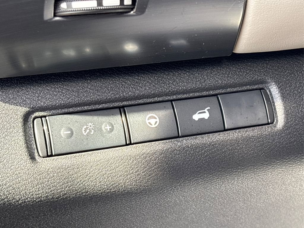 New 2025 Nissan Pathfinder SL image 37