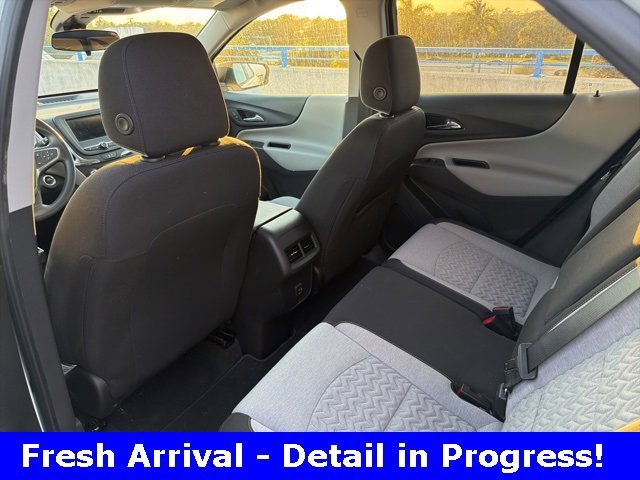 Used 2022 Chevrolet Equinox LS w/ LS Convenience Package image 25