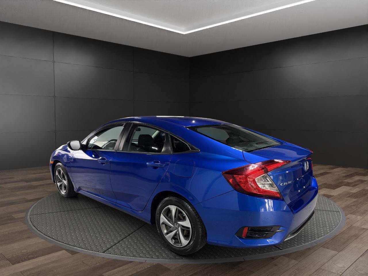 Used 2019 Honda Civic LX image 6