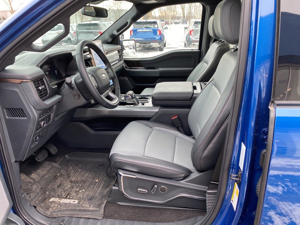 Used 2022 Ford F150 Lightning Lariat w/ Equipment Group 511A High image 10