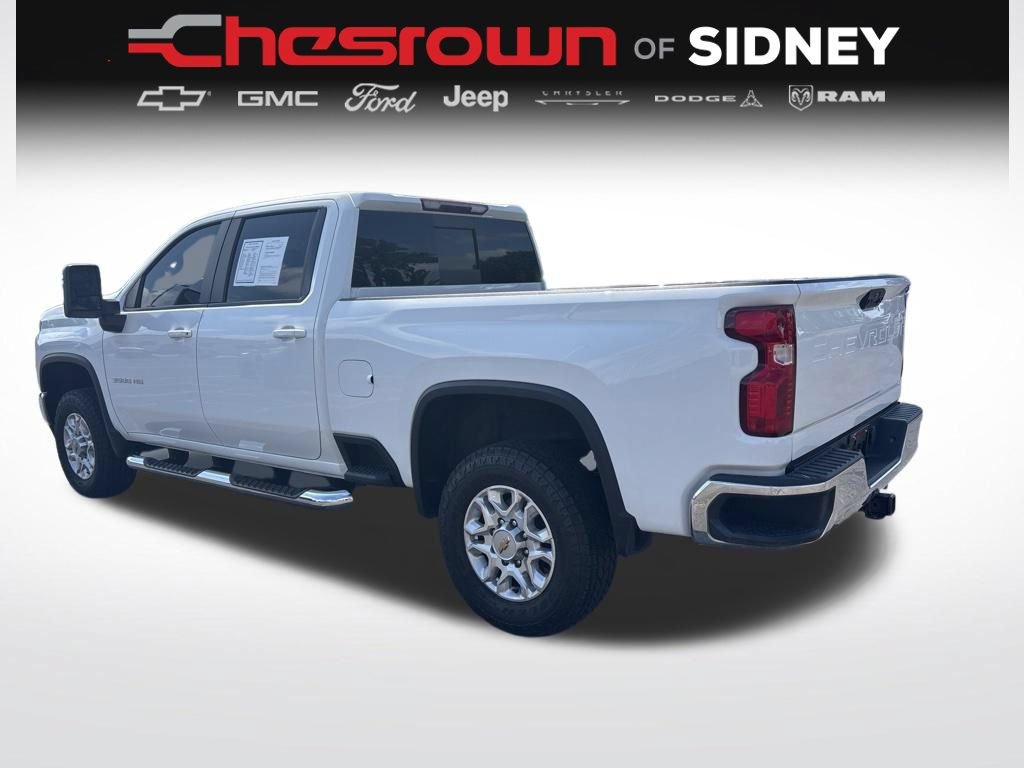 Used 2023 Chevrolet Silverado 3500 LT w/ Convenience Package AWD/4WD image 3