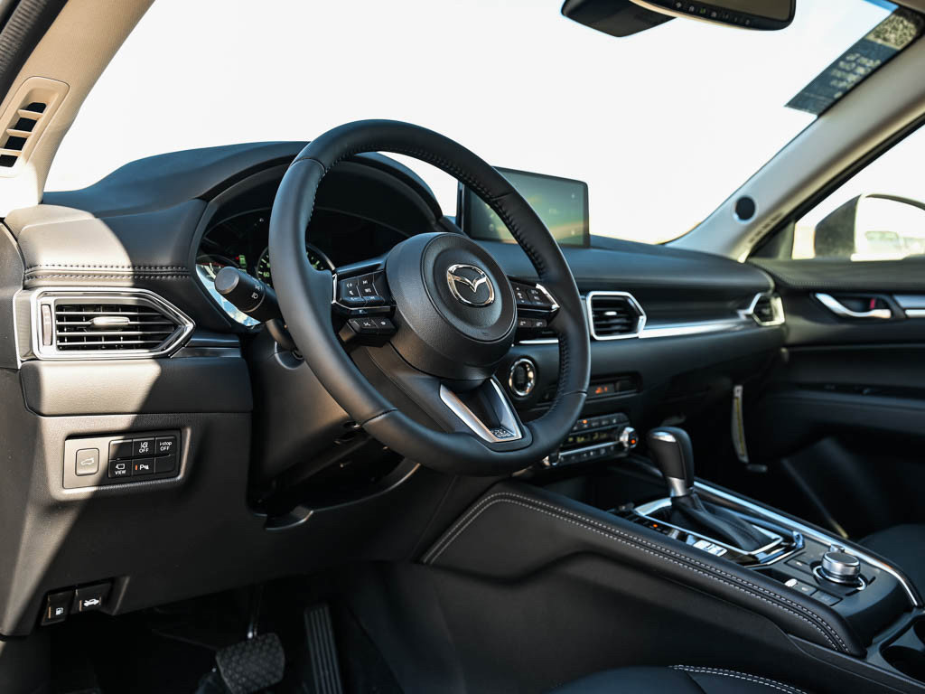 New 2025 MAZDA CX-5 AWD 2.5 S w/ Premium Plus Pkg image 19