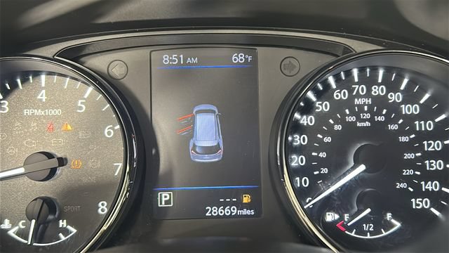 Used 2020 Nissan Rogue SV AWD/4WD image 16