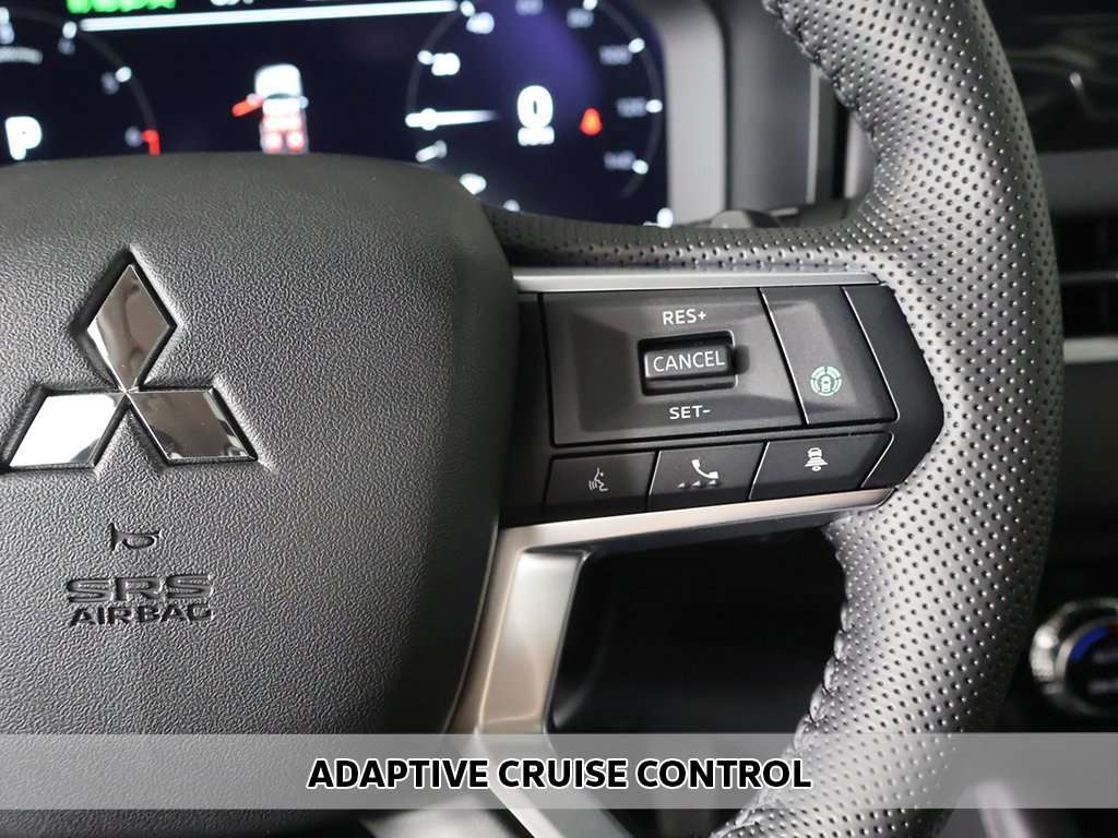 New 2025 Mitsubishi Outlander SE image 5