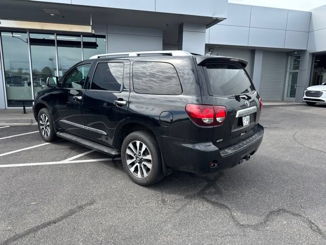 Used 2018 Toyota Sequoia Limited w/ Safety & Convenience Package AWD/4WD image 3