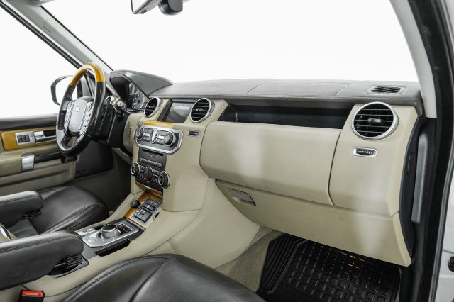 Used 2015 Land Rover LR4 HSE LUX image 9