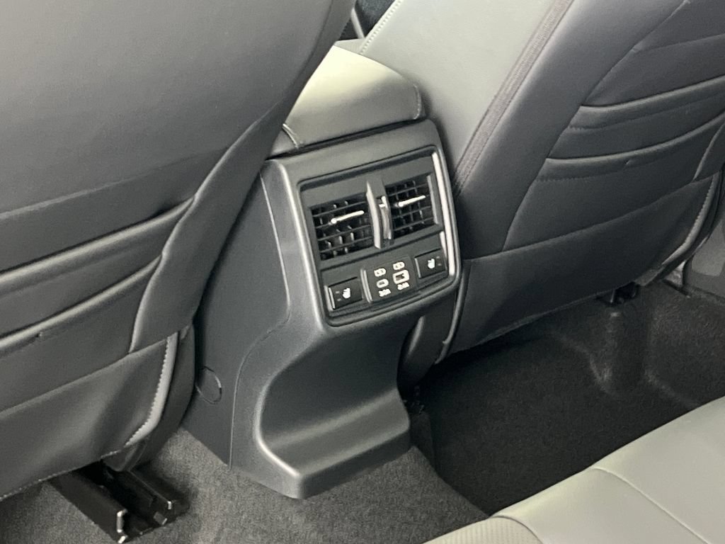 New 2026 Subaru Outback Touring XT AWD/4WD image 38