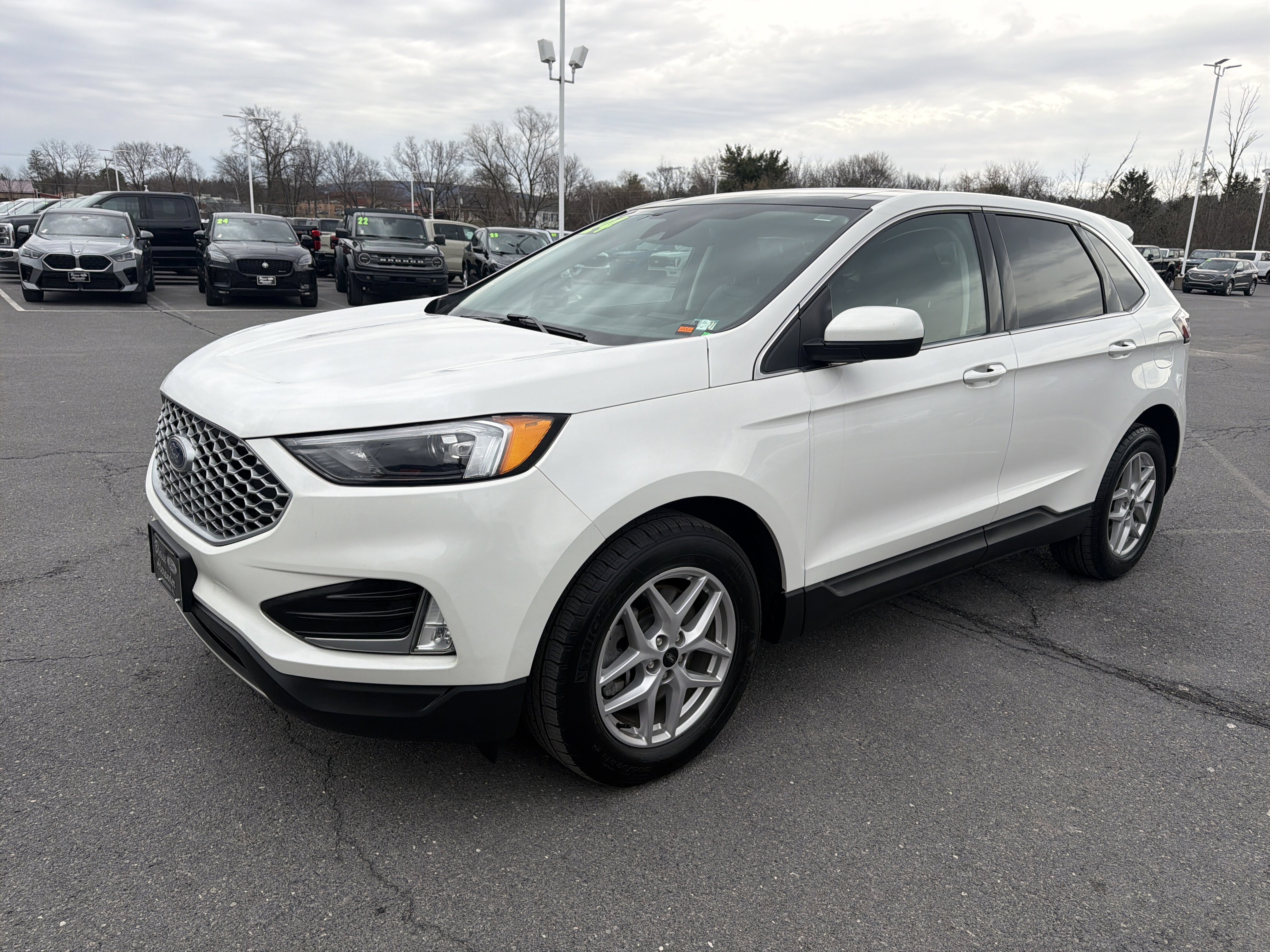 Used 2023 Ford Edge SEL w/ Convenience Package AWD/4WD image 8