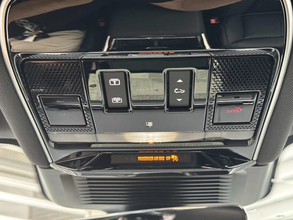 New 2026 Land Rover Range Rover Sport Dynamic SE AWD/4WD image 24
