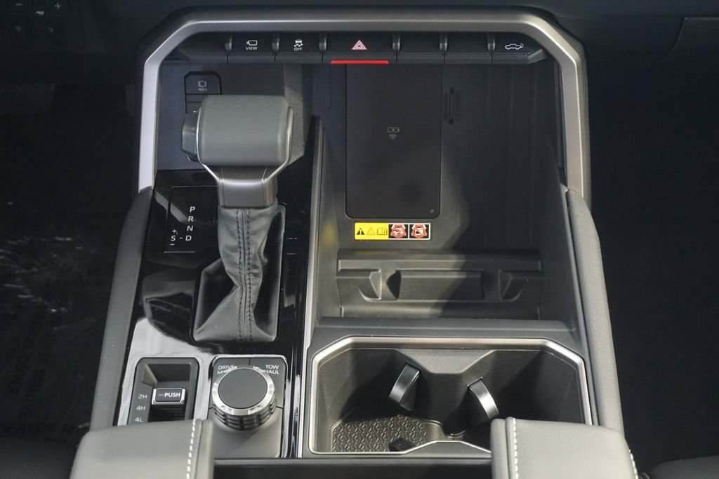 New 2026 Toyota Tundra Limited AWD/4WD image 32