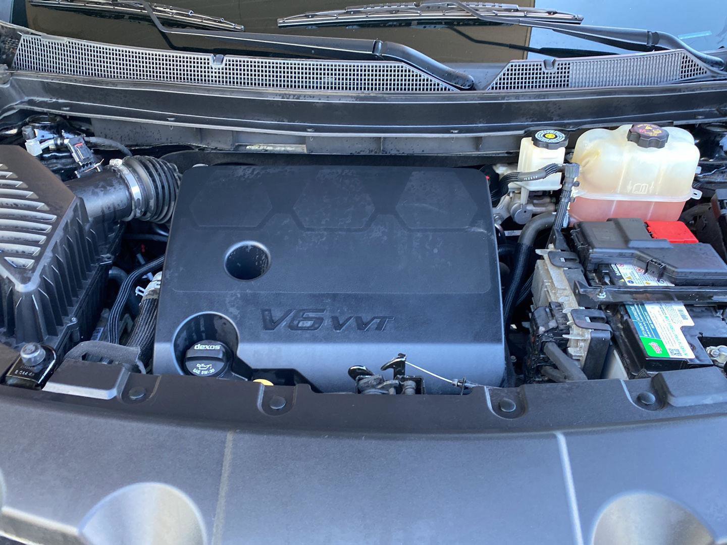 Used 2020 Chevrolet Traverse LS image 36