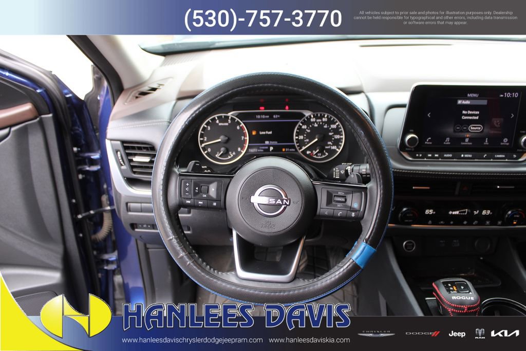 Used 2023 Nissan Rogue SV w/ SV Premium B Package image 18