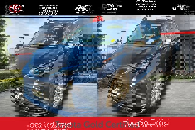 Used 2024 Toyota Sienna XLE w/ XLE Plus Package image 1