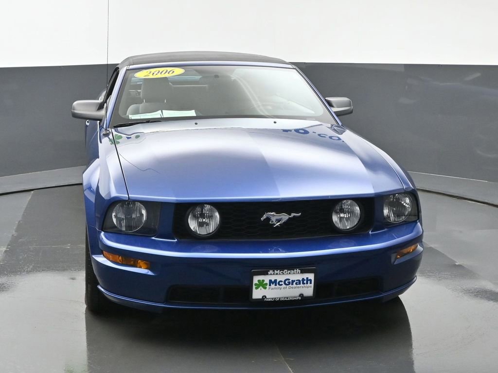 Used 2006 Ford Mustang GT RWD image 4