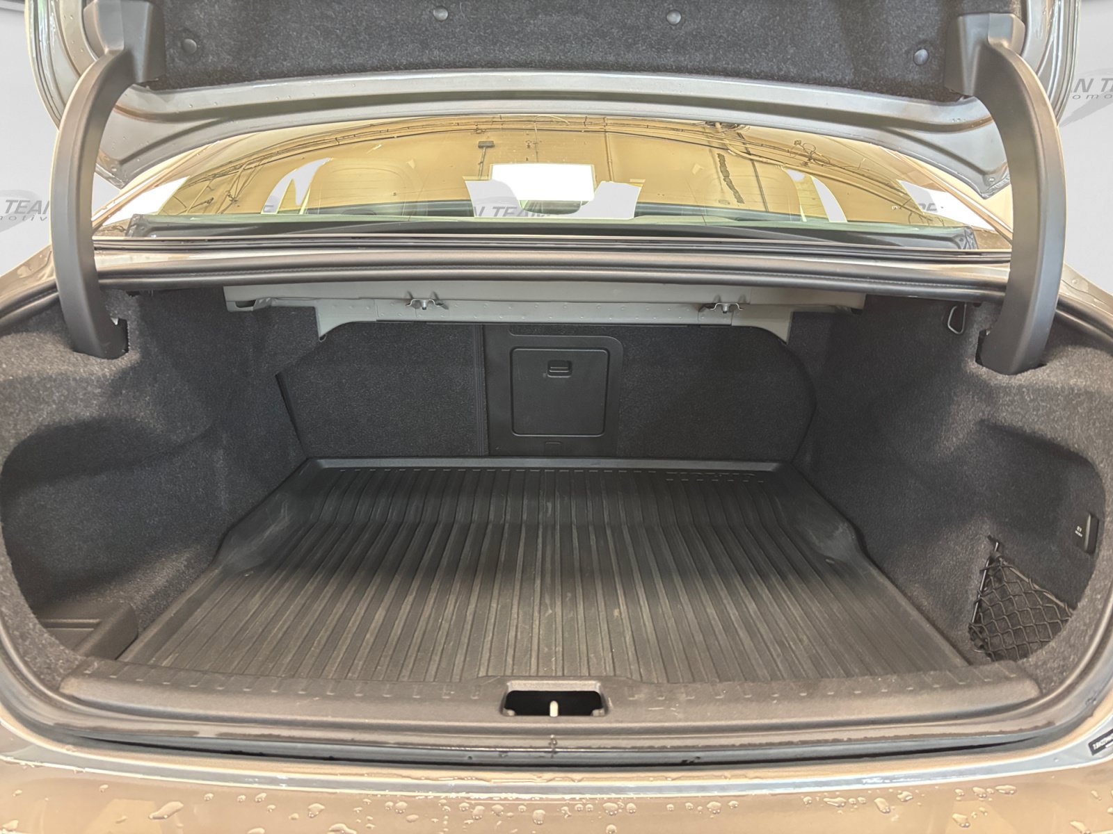 Used 2019 Volvo S60 T6 R-Design AWD/4WD image 18