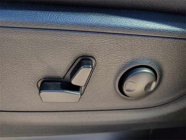 New 2026 RAM 1500 4x4 Crew Cab image 13
