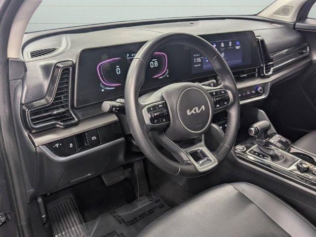 Certified 2023 Kia Sportage EX FWD image 11