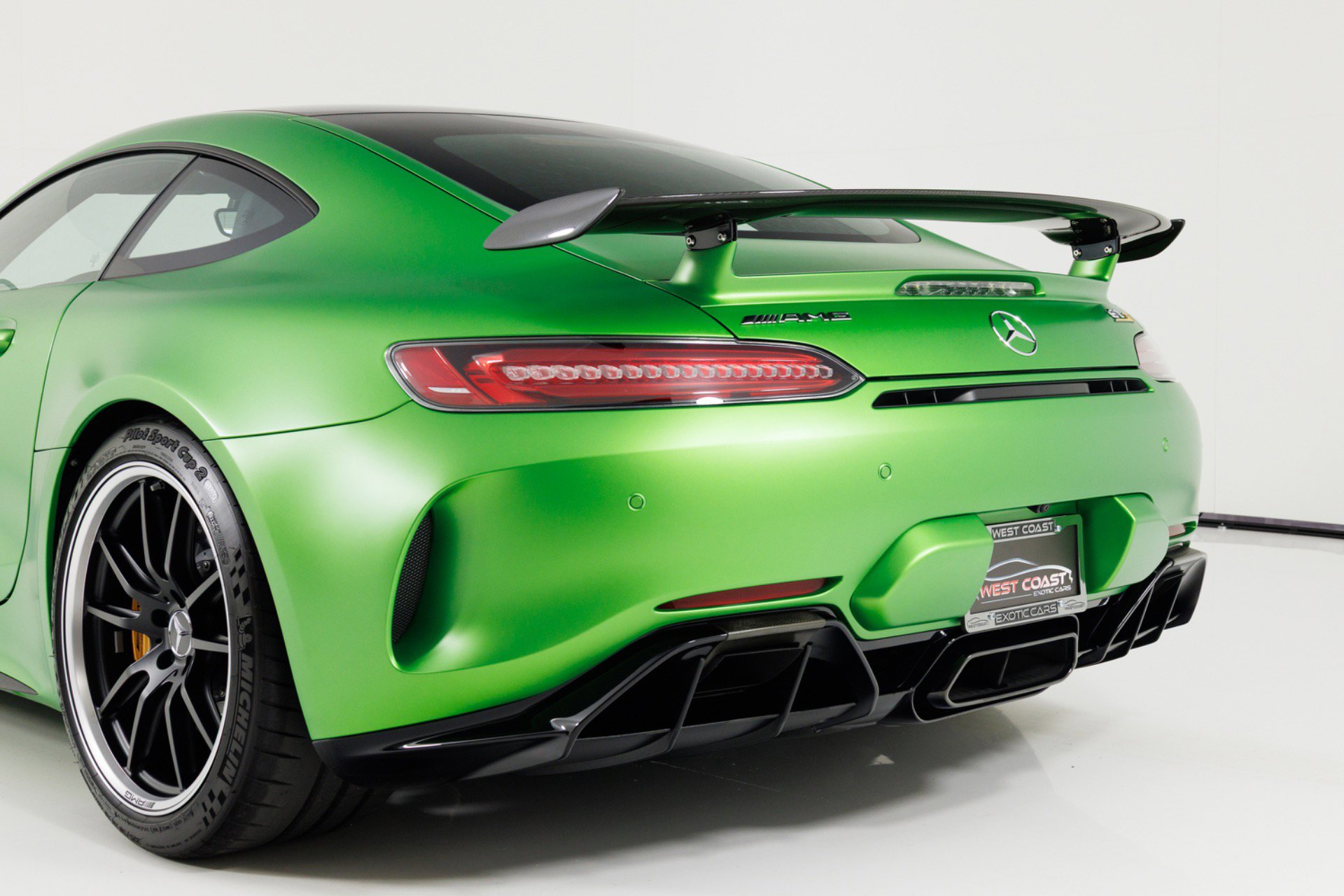 Used 2018 Mercedes-Benz AMG GT R image 63