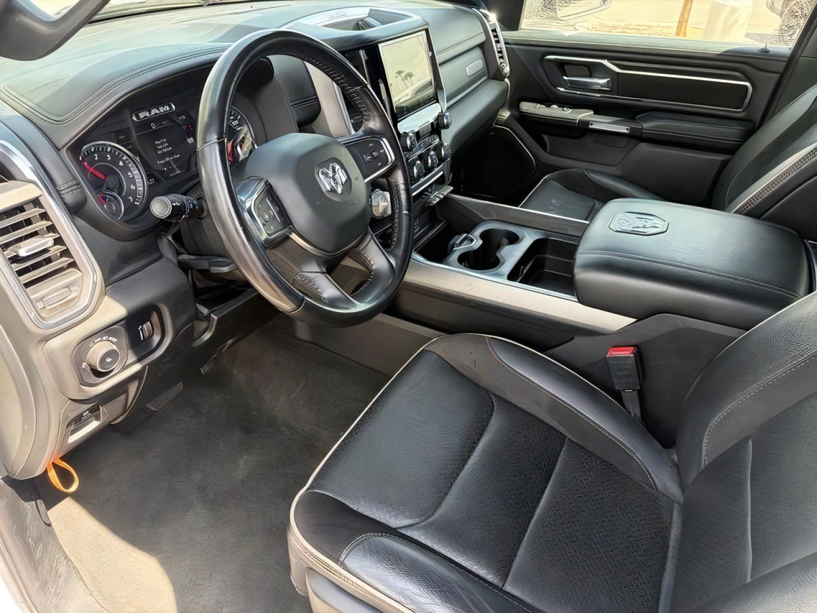 Used 2024 RAM 1500 Laramie AWD/4WD image 11