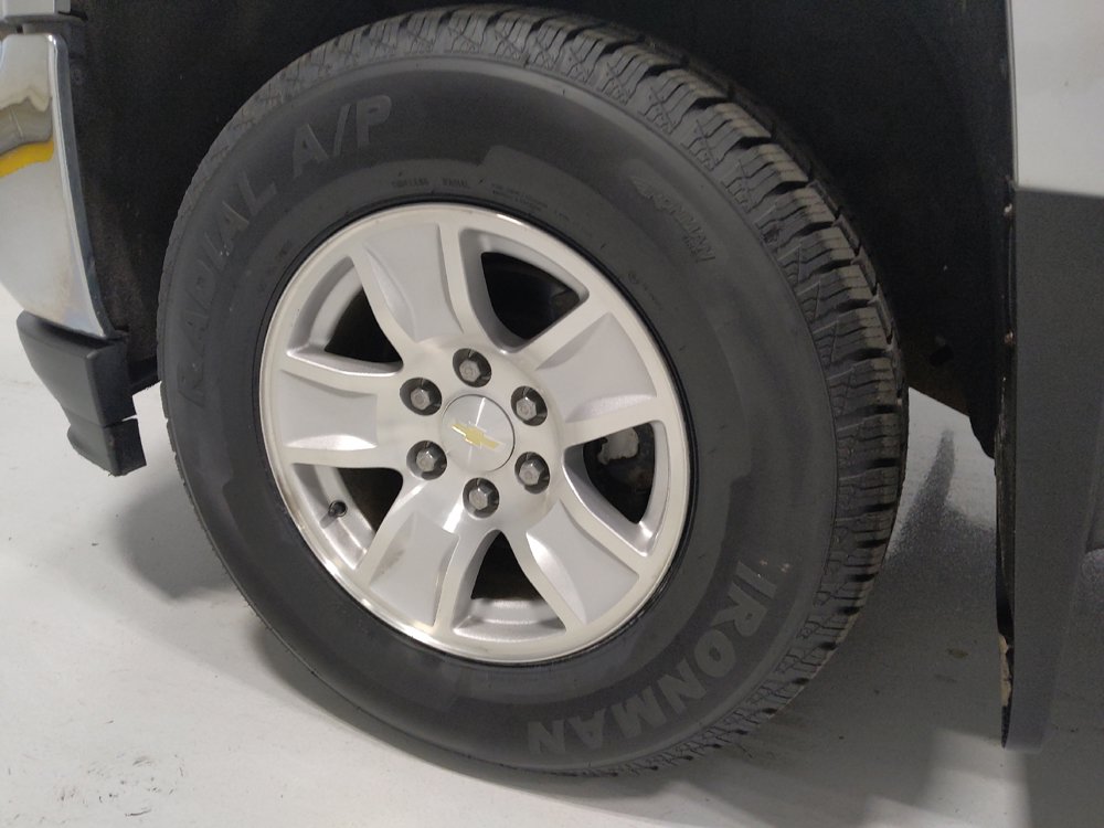 Used 2018 Chevrolet Silverado 1500 LT w/ All Star Edition AWD/4WD image 31