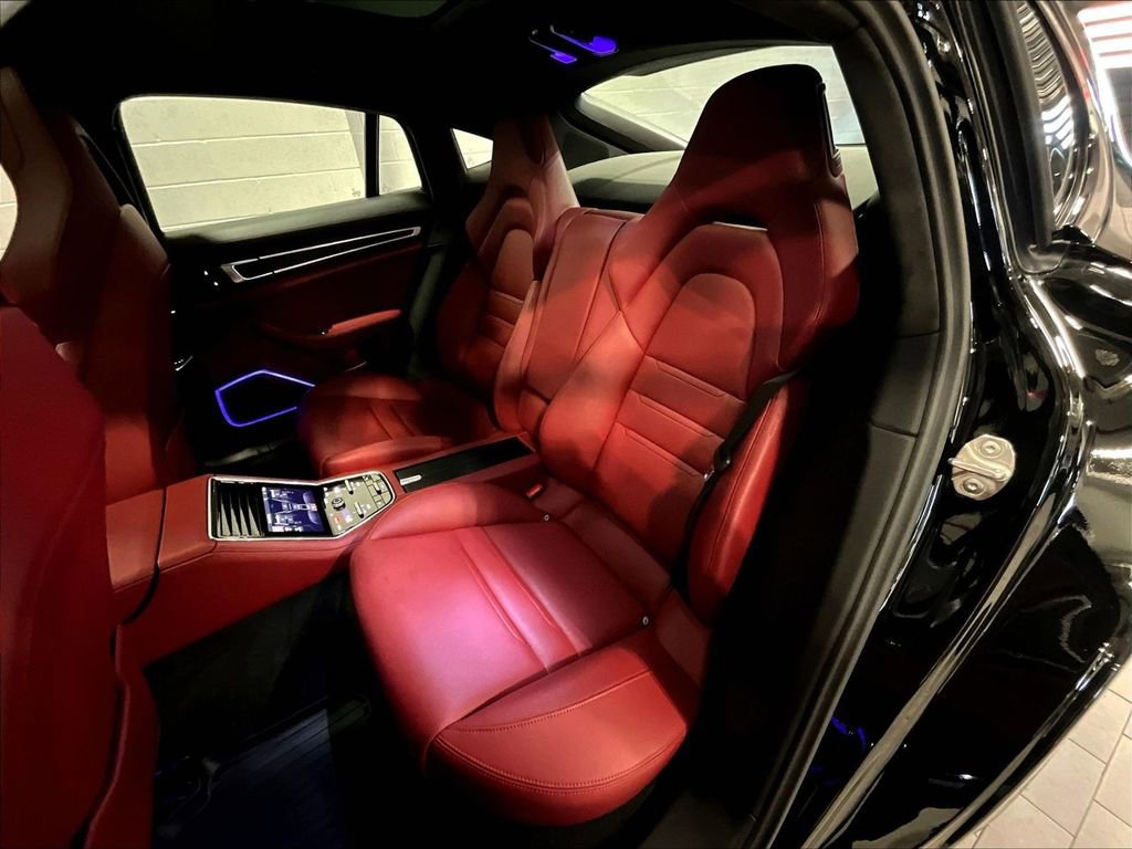 Certified 2023 Porsche Panamera GTS image 22