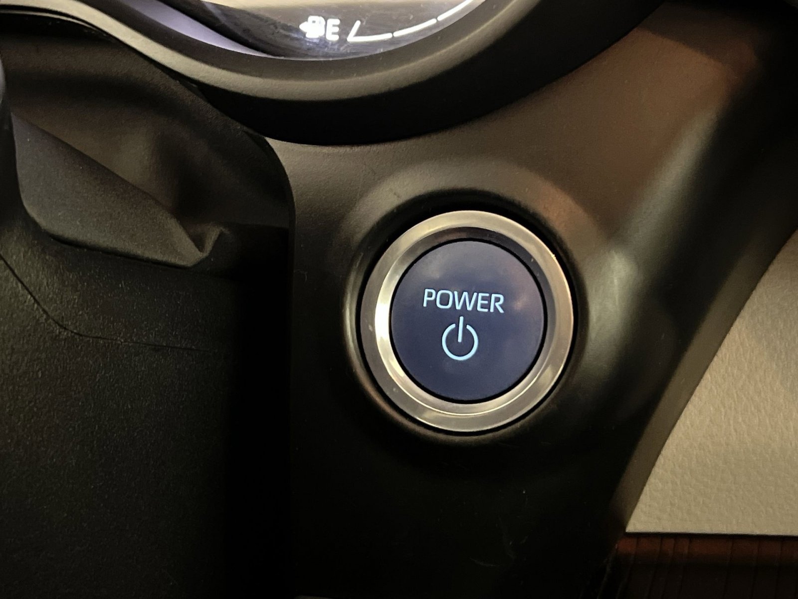 Used 2024 Toyota Sienna XLE image 34