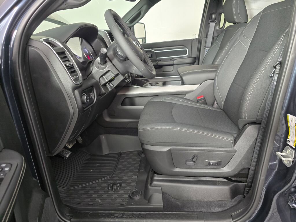 New 2025 RAM 3500 Big Horn image 16