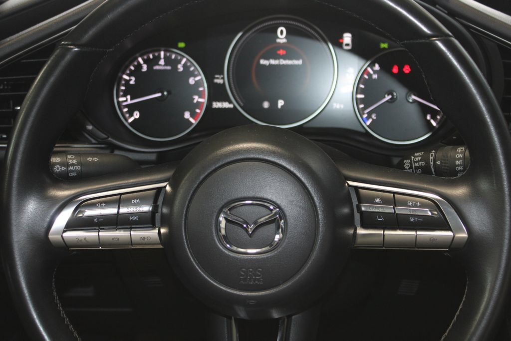 Used 2023 MAZDA MAZDA3 s FWD image 13