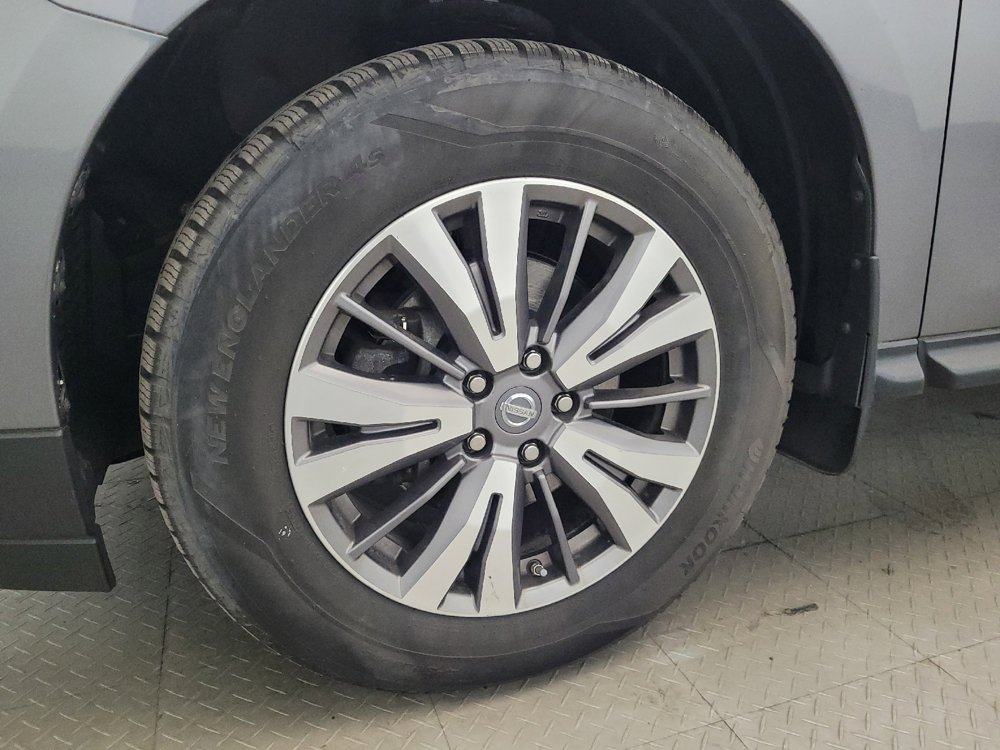 Used 2017 Nissan Pathfinder SL w/ SL Premium Package AWD/4WD image 31