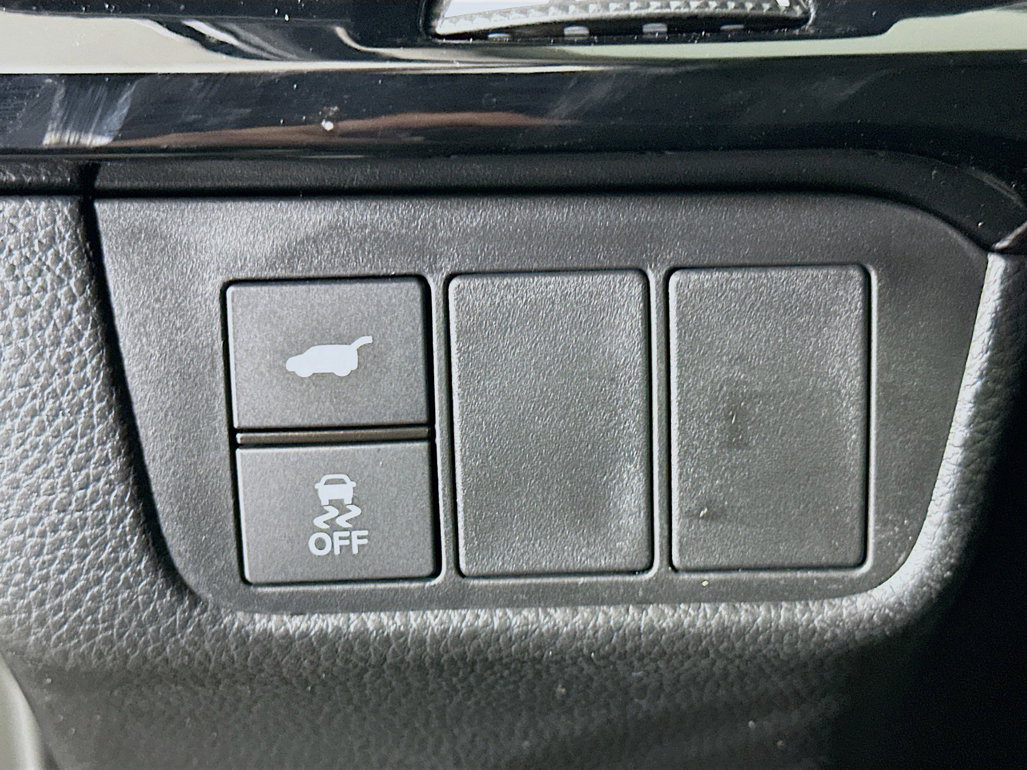 Used 2025 Honda CR-V EX-L image 17