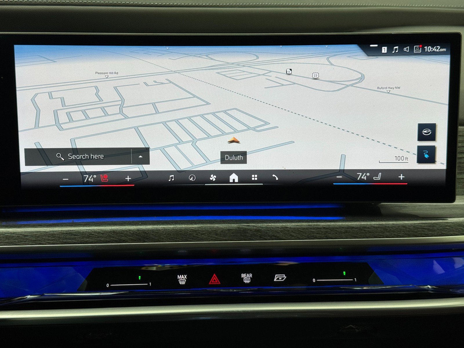 Used 2023 BMW i7 xDrive60 w/ Executive Package 2 image 25