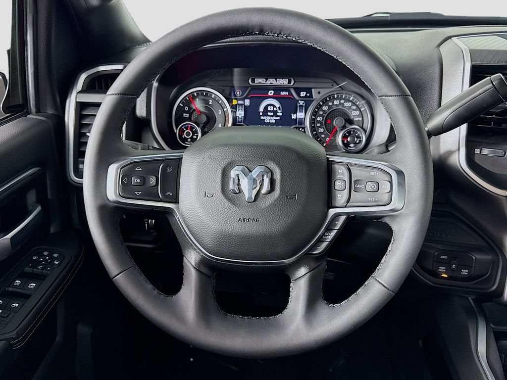 Used 2025 RAM 3500 Big Horn AWD/4WD image 30