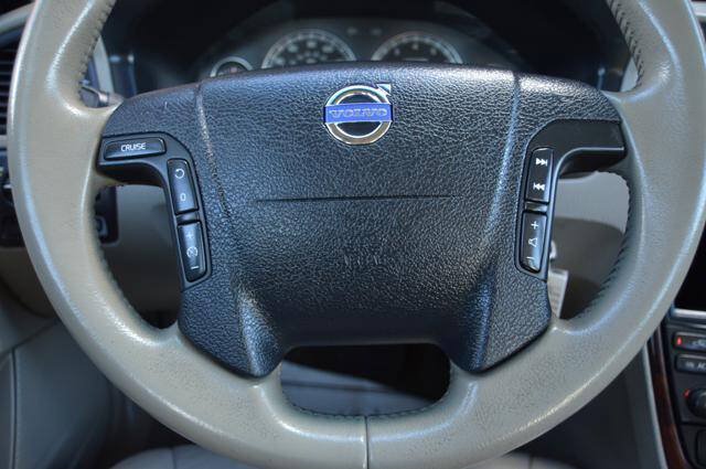 Used 2005 Volvo XC70 AWD/4WD image 19
