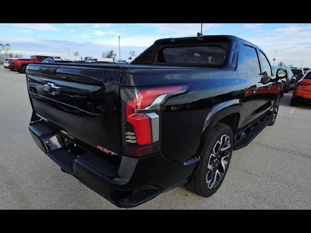 Used 2025 Chevrolet Silverado EV RST w/ LPO, Utility Wall Package AWD/4WD image 5