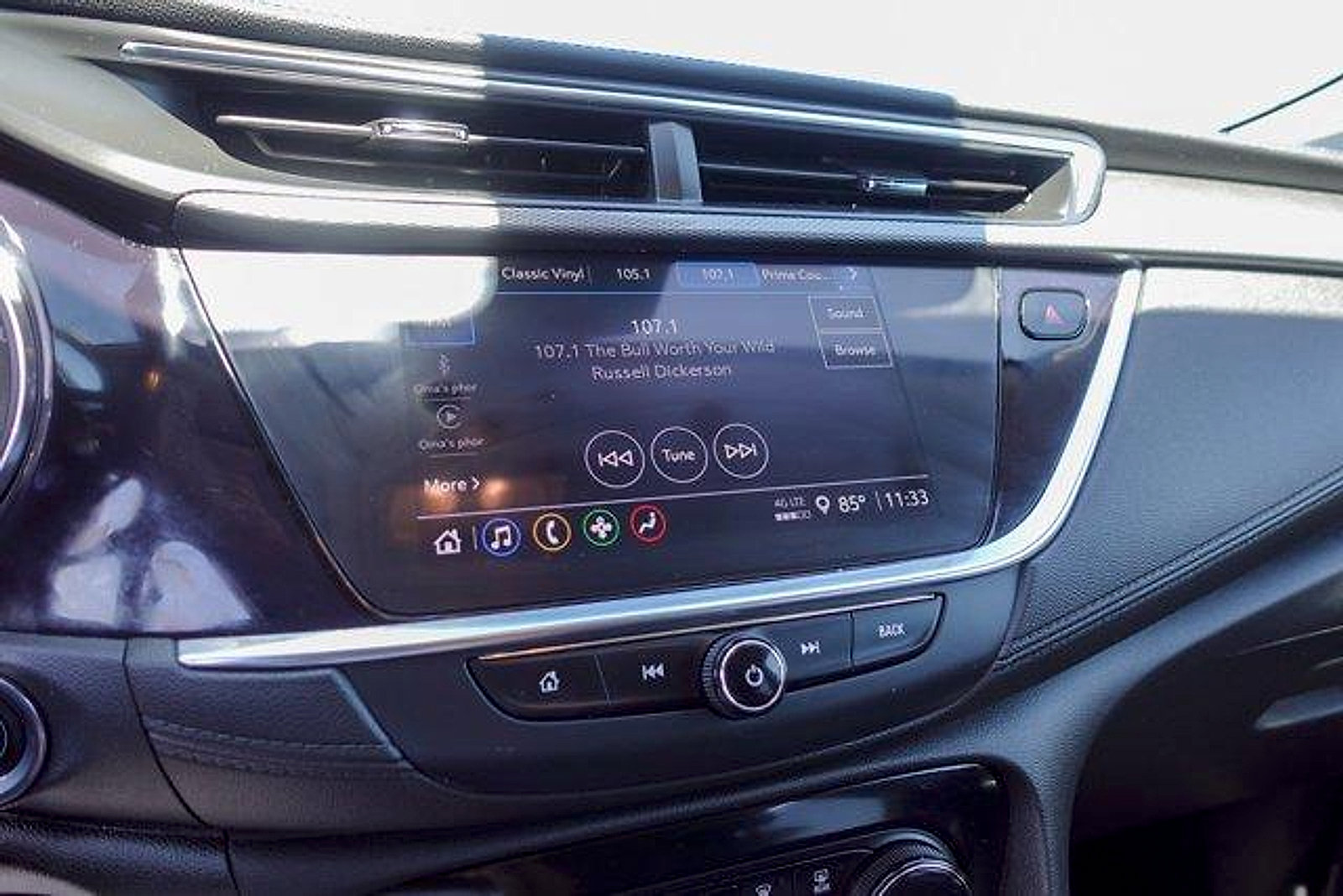 Used 2022 Buick Encore GX Select AWD/4WD image 17